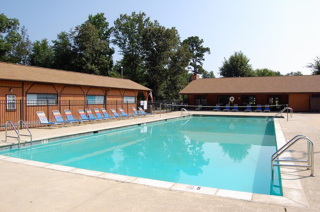 Forest Lake Camping Resort Cabin 18 Advance Esterno foto